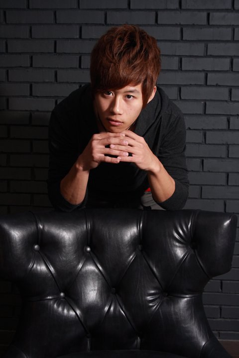 尹小骏 Yin Hsiao-Chun