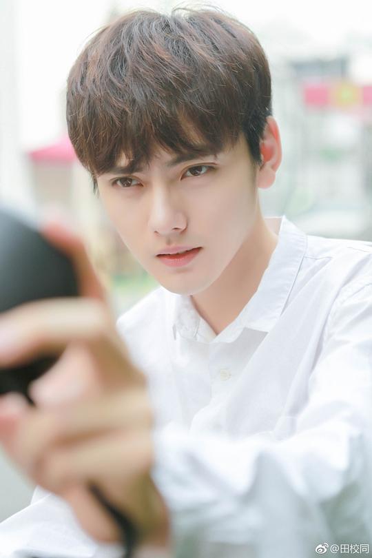 田校同 Xiaotong Tian