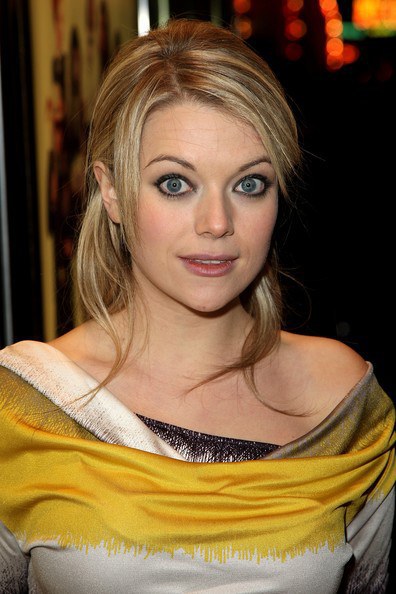 安东尼娅·伯纳斯 Antonia Bernath