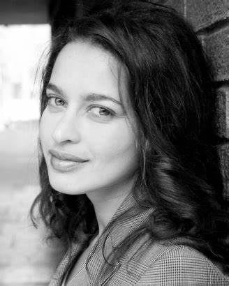 克里斯蒂安·奥利维拉 Christianne Oliveira