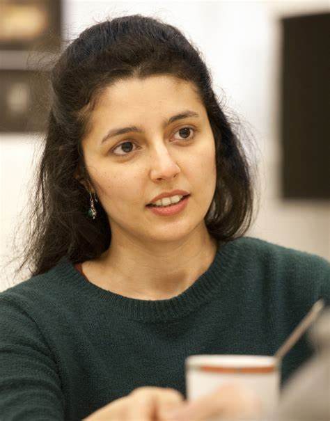 姗娜雅·瑞法特 Shanaya Rafaat