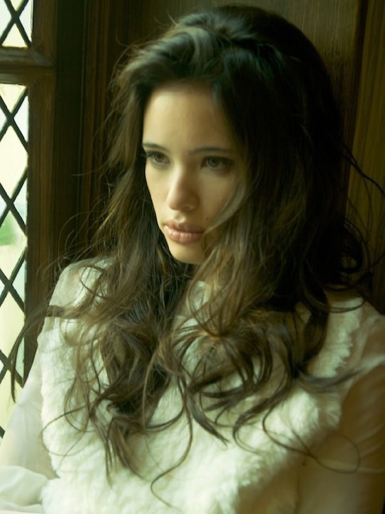 安妮-索伦娜·哈特 Anne-Solenne Hatte