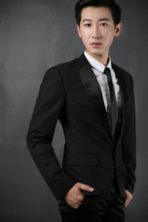 浚然 Ran Jun