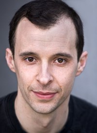 汤姆-沃恩-劳勒 Tom Vaughan-Lawlor