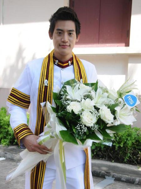 通普·斯里皮帕特 Thongpoom Siripipat