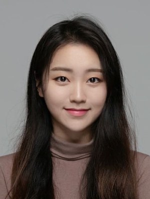 金雪华 Kim Sul Hwa