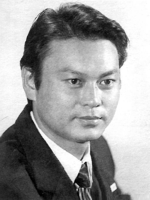 王国刚 Guogang Wang