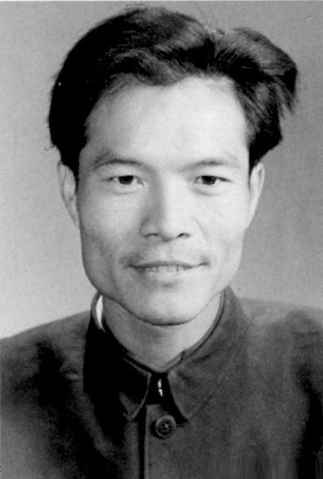 刘振中 Zhenzhong Liu