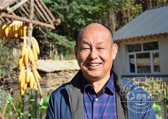 李俊 Jun Li