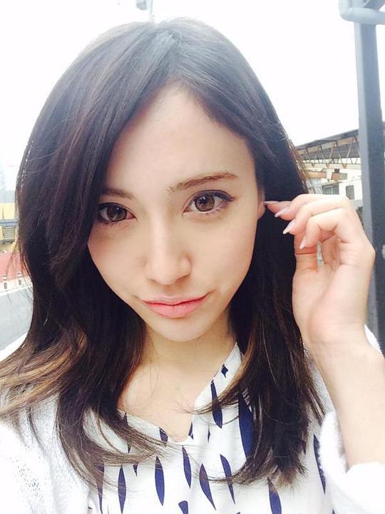 真木美咲 Pamela Misaki Maki