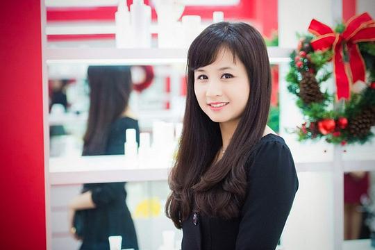 阮薇琴 Nguyễn Vi Cầm