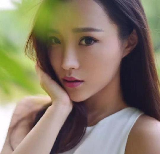 靳庆玲 Qingling Jin