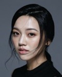 申禹熙 Sin Woo-hee