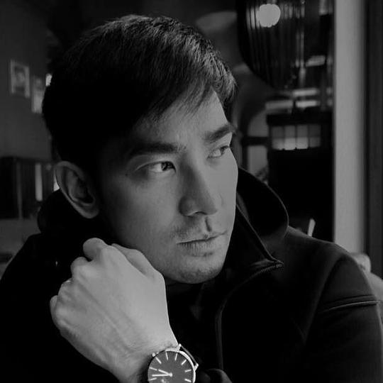 汤百通 Apiwat Apiwatsayree