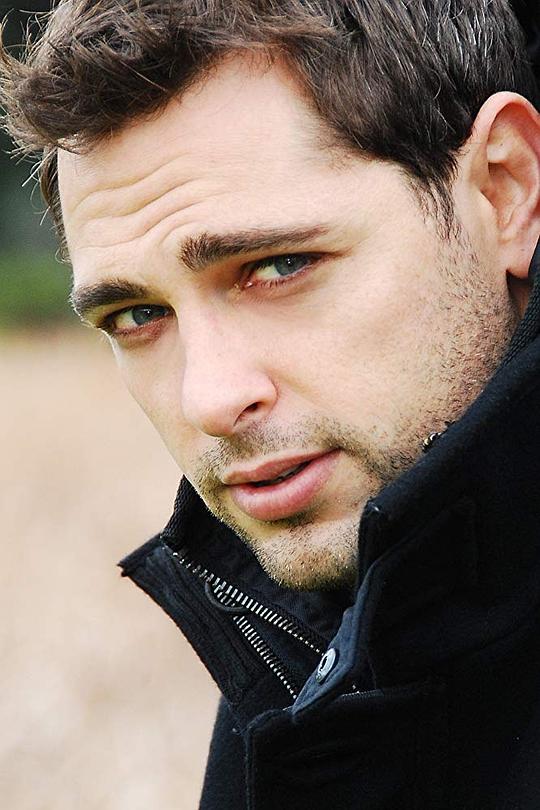 格伦·利维 Glen Levy