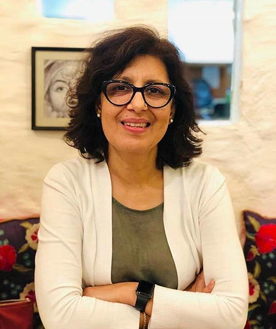 雪莉·乔普拉·达尔 Shelly Chopra Dhar