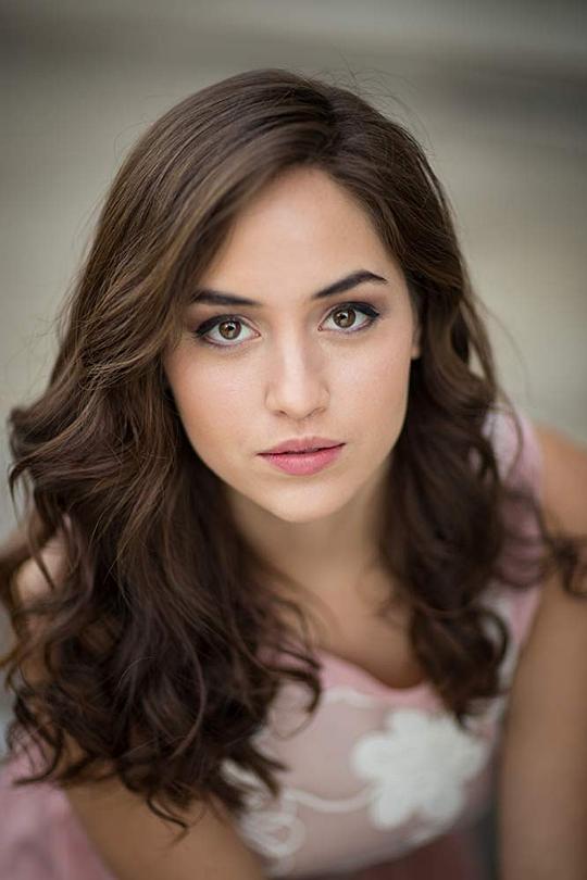 蕾·瓦蕾拉 Rae Varela