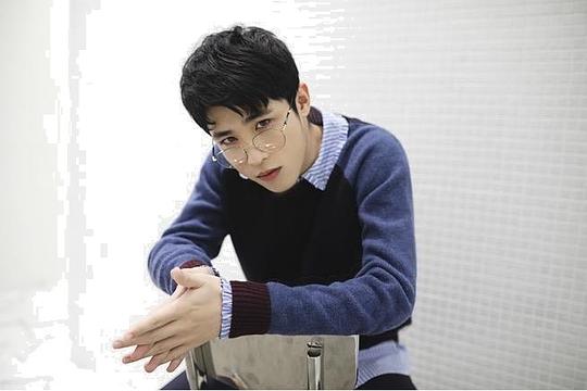 吕晋源 Jinyuan Lü