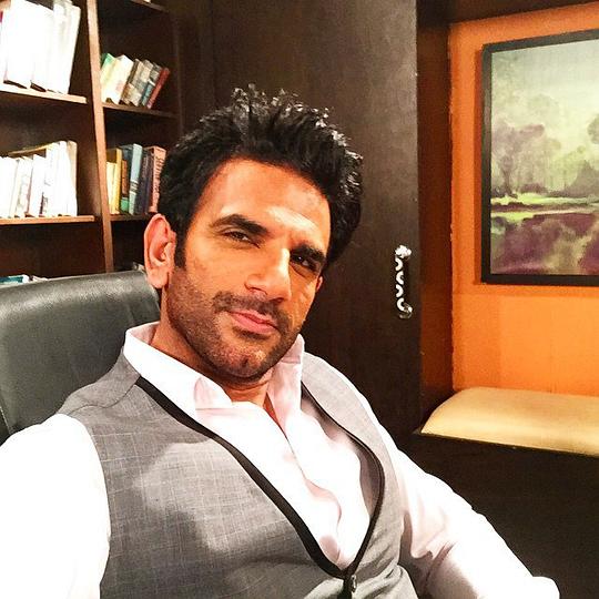 阿拉夫·乔杜里 Arav Chowdharry