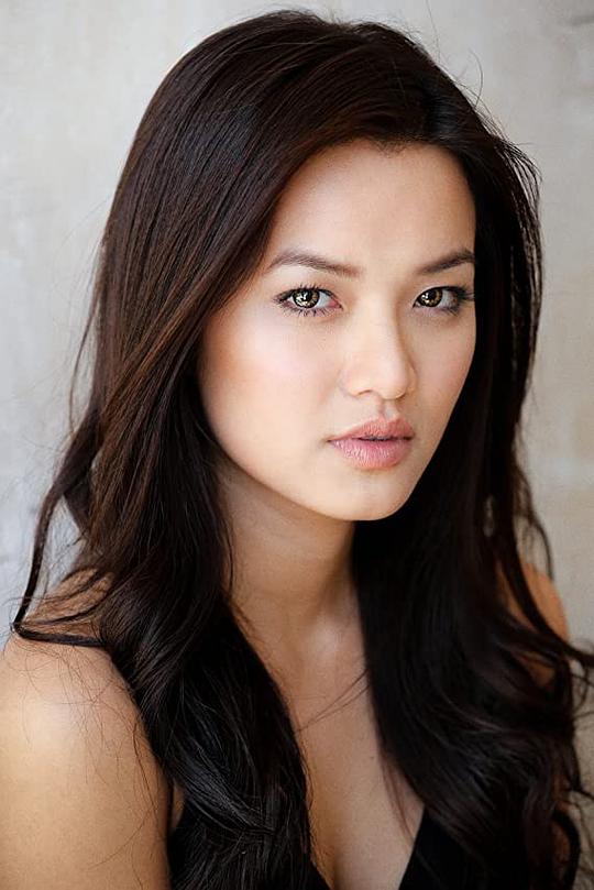 杰奎·阮 Jacquie Nguyen