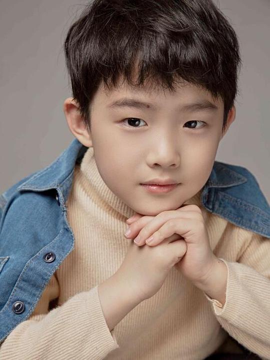 姜瑞霖 Ruilin Jiang