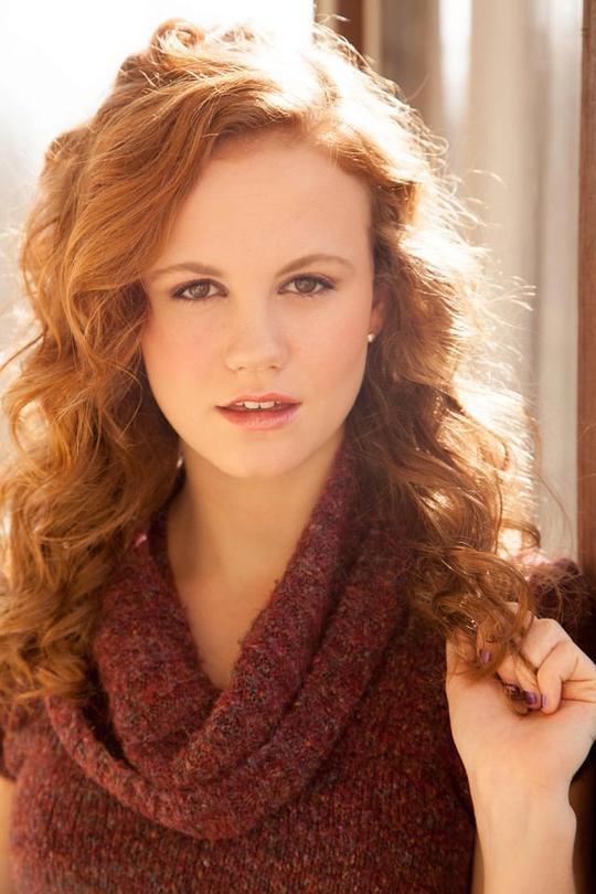 麦肯兹·林茨 Mackenzie Lintz