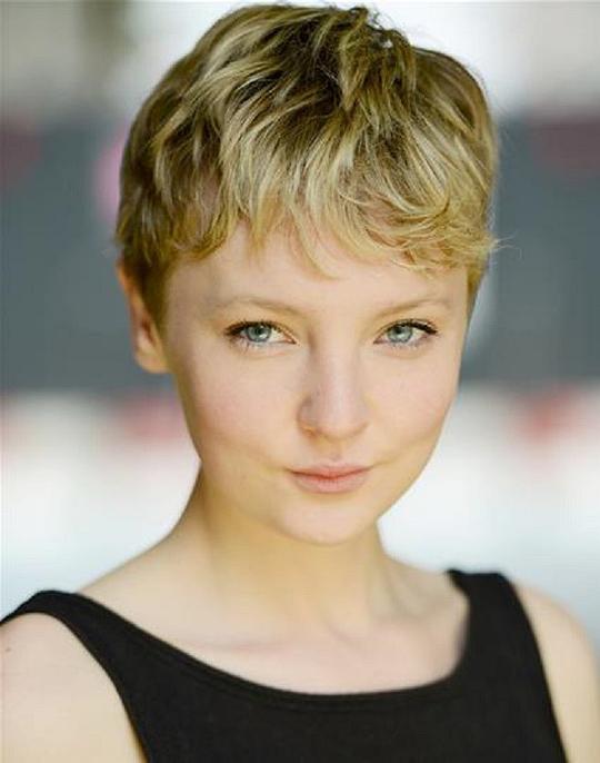 Mabli Jên Eustace Mabli Jên Eustace