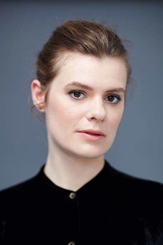 安娜·马奎尔 Anna Maguire