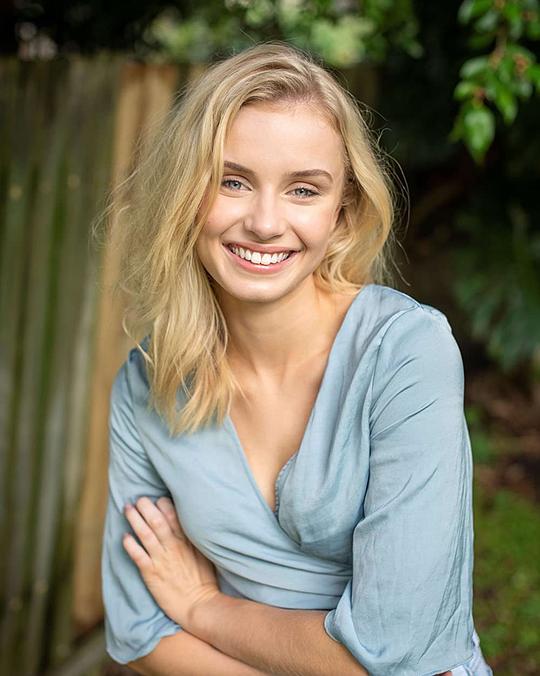 梅格·弗雷泽 Meg Fraser
