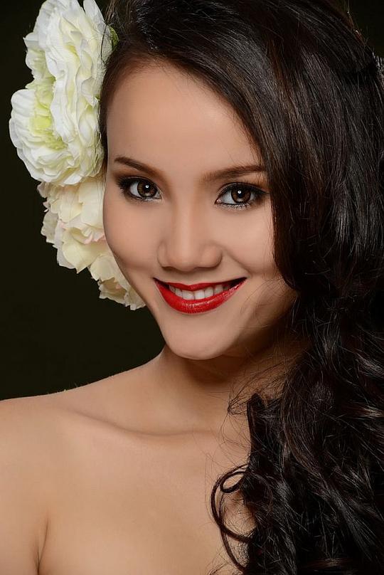 蔡秀英 Thái Tú Anh
