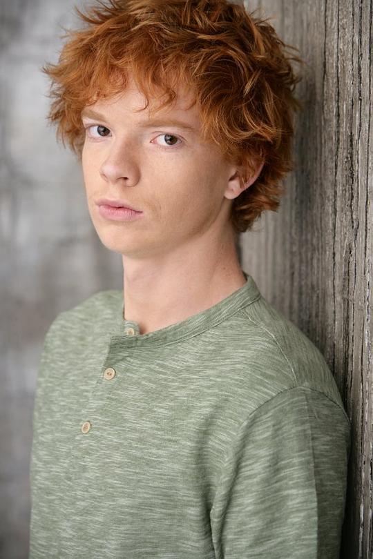 C.J.霍夫 C.J. Hoff