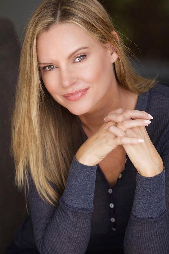 詹妮弗·安·马塞 Jennifer Ann Massey