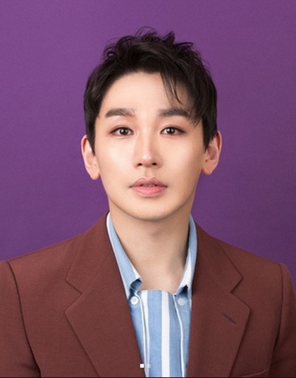 金浩英 Ho-Yong Kim