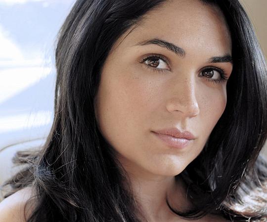 莱拉·罗兰 Lela Loren