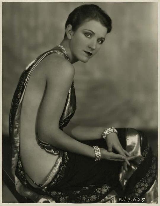 凯瑟琳·欧文 Katharine Irving