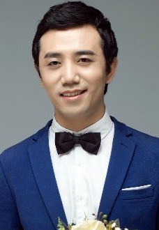 刘鑫田 Xintian Liu