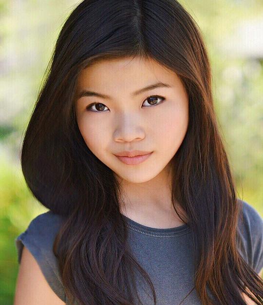 米娅·切赫 Miya Cech