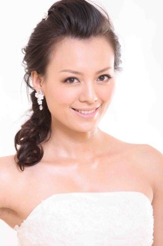 方小月 Xiaoyue Fang