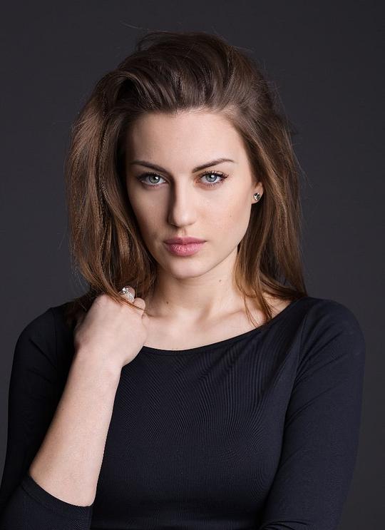 娜塔莉亚·日耳曼尼 Natalia Germani