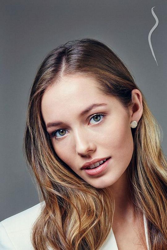 优妮蒂·费伦 Unity Phelan