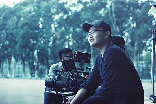 黄骁鹏 Xiaopeng Huang