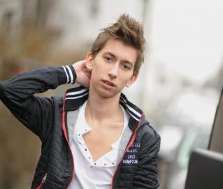 奥利弗·尤伊 Oliver Ewy