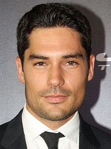 D·J·科特罗纳 D.J. Cotrona