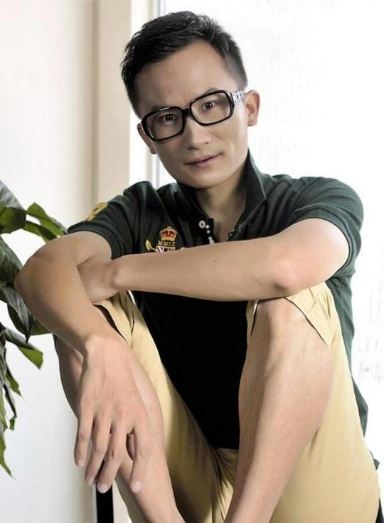 成卫平 Weiping Cheng