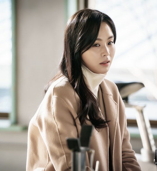 池仑河 Yoon-Ha Ji