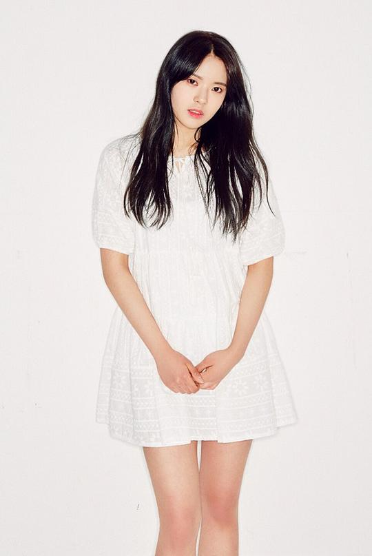 姜诗贤 Kang Si Hyeon