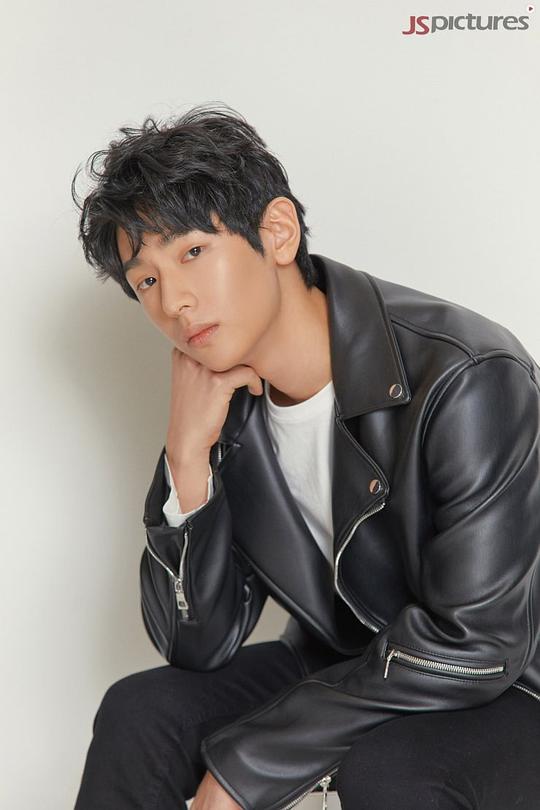 李政俊 Lee Jung-jun