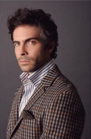 Osvaldo Benavides Osvaldo Benavides