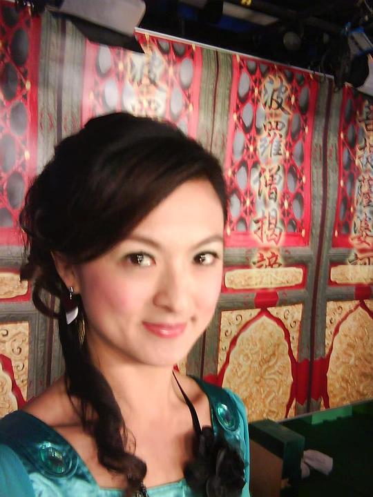 林芷薇 Ya-Jing Lin