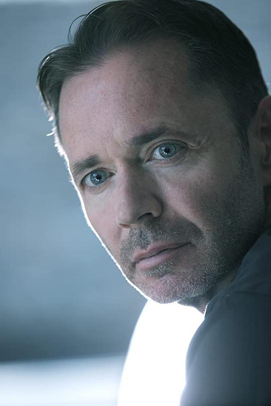 托比亚斯 A·施利斯勒 Tobias A. Schliessler